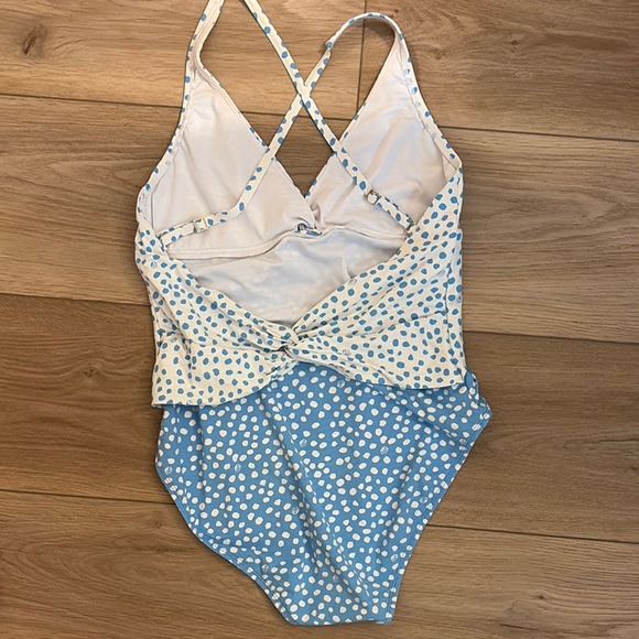 Lilly Pulitzer Malvie Blue and White Polka Dot Swimsuit Size 14 - Picture 4 of 6